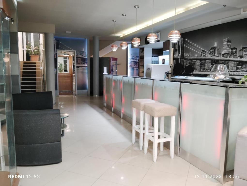 Apart Complex Diva& Bar & Restaurant Άγιος Κωνσταντίνος και Ελένη Εξωτερικό φωτογραφία